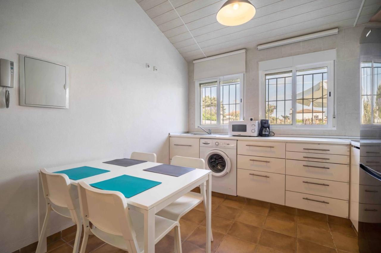 La Casita Azul - Mayores De 25 Chiclana de la Frontera Zewnętrze zdjęcie